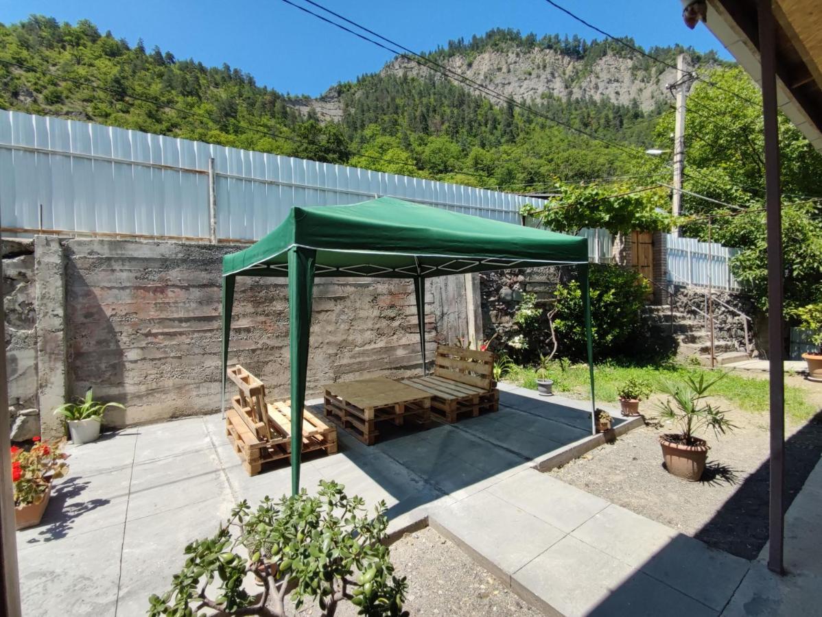 Ati Mta - Eco Hostel Borjomi Exterior foto